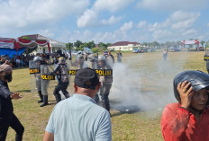 Simulasi May Day, Massa Tolak Kenaikan BBM Bentrok dengan Polisi di Ogan Ilir