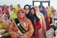 Peringati Hari Ibu EECM Gelar Lomba Busana Berkebaya Muslimah