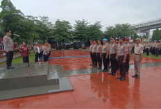 Kapolrestabes Palembang Pimpin Upacara Kenaikan Pangkat 198 Personel Polri dan PNS 