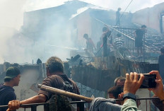 Kebakaran Hebat Lalap Rumah Warga di 14 Ilir Palembang