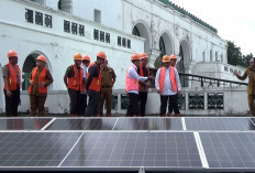 PLTS Masjid Agung SMB Jayo Wikramo Beroperasi Dapat Hemat Biaya Listrik Hingga Rp24 Juta per Tahun
