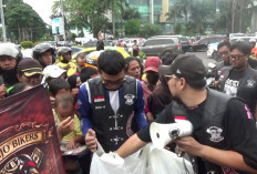 Berejo Bikers Palembang Bagikan 400 Takjil di Simpang DPRD Sumsel