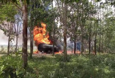 Mobil Tangki Solar Terbakar di Area Perkebunan Karet, Terdengar Empat Kali Ledakan