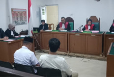 Menyamar Sebagai Jaksa Bobby Asia dan Edwin Firdaus Dituntut JPU Lima Tahun Penjara