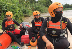 Warga OKU Timur Hilang di Sungai Siguci Setelah Perahu Getek Oleng