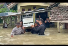 Banjir Rendam 25 Rumah di Desa Batu Mas OKU Timur, Arus Lalu Lintas Terganggu