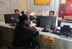 Sedang Berburu Penumpang, Driver Ojol Jadi Korban Perampasan Handphone di Atas Motor
