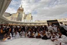 Holiday Angkasa Wisata Tawarkan Paket Umrah Januari–Februari 2026, Harga Mulai Rp 26 Juta
