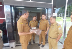 Camat IB 1 Terima 1.000 Tiket Jalan Sehat PALTV