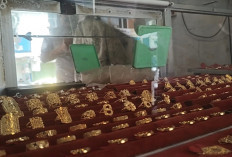 Emas Perhiasan Jadi Pilihan Warga Jelang Idulfitri