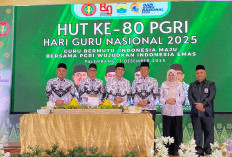 Wali kota Palembang hadiri peringatan HUT PGRI ke 80 dan HGN 2025 