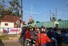 Pengendara Dihimbau Untuk Berhati-hati Ketika Melintas di Perlintasan Kereta Api