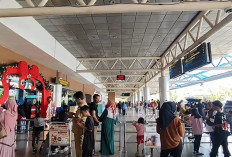 Arus Penumpang Nataru Bandara SMB II Palembang Terpantau Ramai