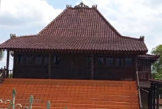 Rumah Limas Milik Almarhum Jenderal Ryamizard Ryacudu Tetap Terawat Setelah 50 Tahun Berdiri