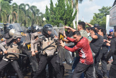 Polres Muara Enim Gelar Simulasi Sispamkota Hadapi Aksi Ricuh