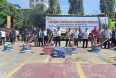 Bea Cukai Sumbagtim Musnahkan 29,8 Juta Batang Rokok dan 14 Ribu Liter Miras Ilegal Senilai Rp19,32 M