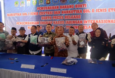 BNNP Sumsel Musnahkan Ribuan Pil Ekstasi dan Ratusan Ketrik Vape Berisi Etomidate