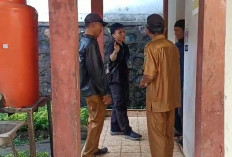 131 Orang Perangkat Desa Semende Raya Tes Urine, 1 Kepala Desa tak Hadir