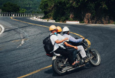 Bonceng Tiga di Motor, Kebiasaan Sepele yang Bisa Berujung Bahaya