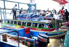 Arus Mudik Lebaran, Dermaga 16 Ilir Dipadati Penumpang