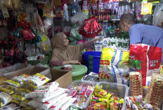 Minyakita Hilang di Pasar Sekip Ujung, Harga Melonjak di Atas HET
