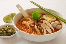 Mie Kuah Laksan: Sajian Santan Gurih Pedas Khas Palembang yang Penuh Aroma Rempah