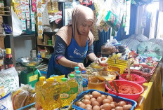 Ramai Pembeli di Hari Kedua Iduladha, Penjualan Bumbu Halus Meningkat