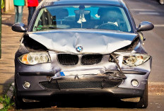 Mobil BMW Ringsek Usai Kecelakaan, Kerusakan Bodi dan Biaya Perbaikan Jadi Perhatian