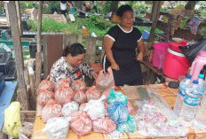 Jelang Ramadan, Penjualan Bunga Tabur di TPU Puncak Sekuning Menurun
