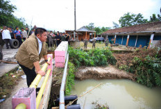Herman Deru Instruksikan Percepatan Perbaikan Infrastruktur akibat Dampak banjir di Oku Timur 